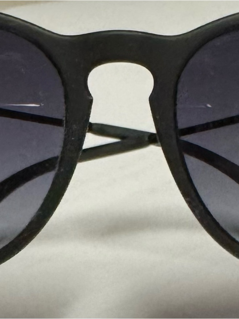 Ray-ban Round Black Sunglasses with Smoke Lenses